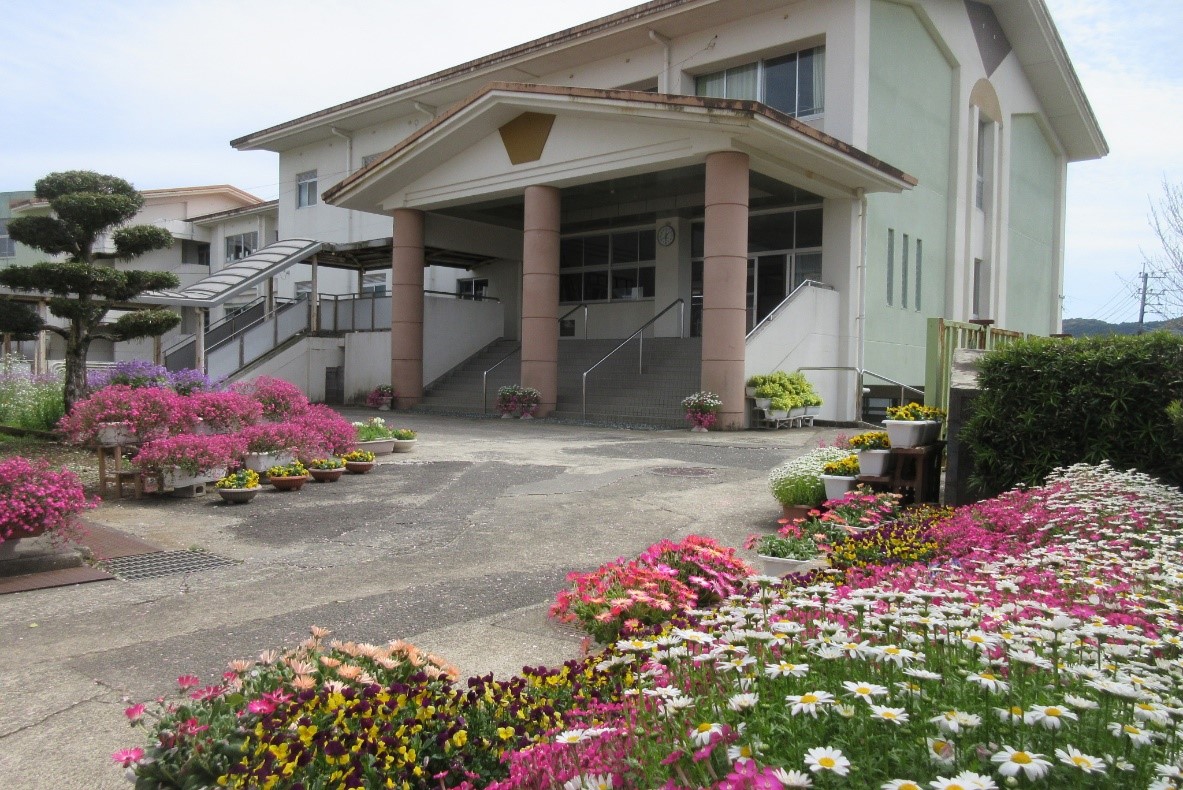鷹巣中学校 風景3
